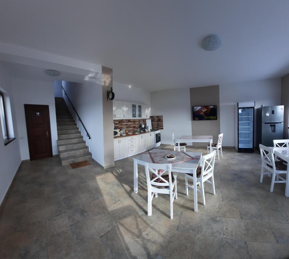 Aristocat Hotels Rasnov Екстер'єр фото