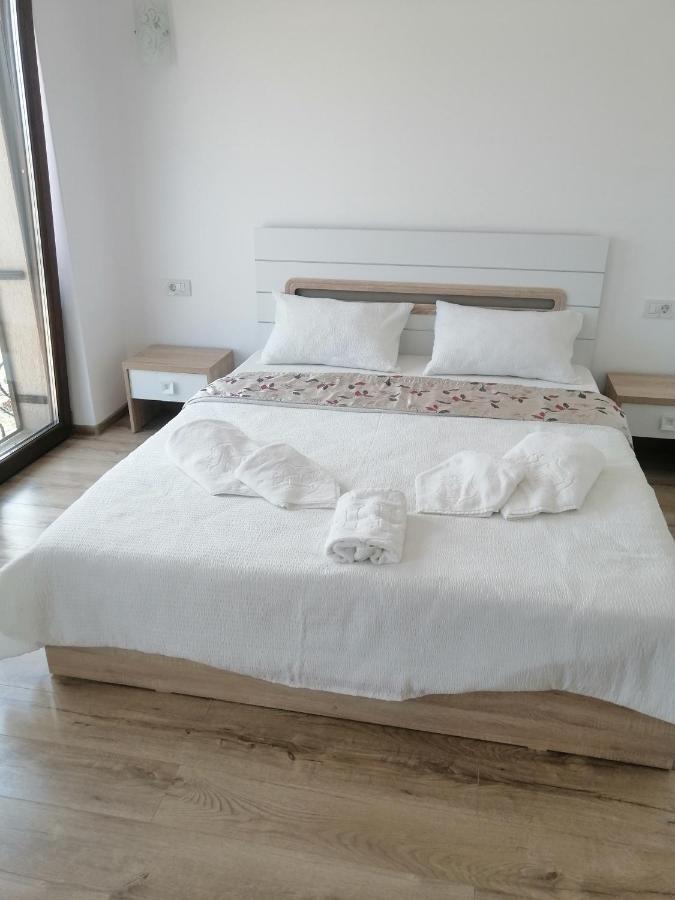 Aristocat Hotels Rasnov Екстер'єр фото