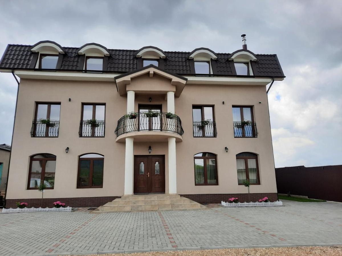 Aristocat Hotels Rasnov Екстер'єр фото