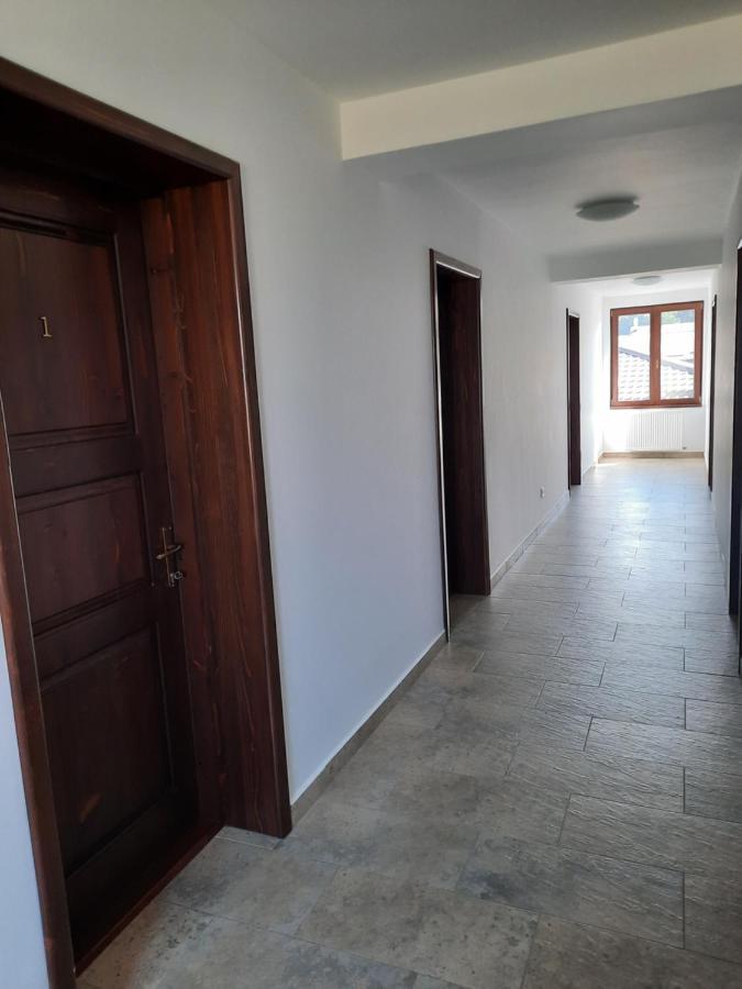 Aristocat Hotels Rasnov Екстер'єр фото
