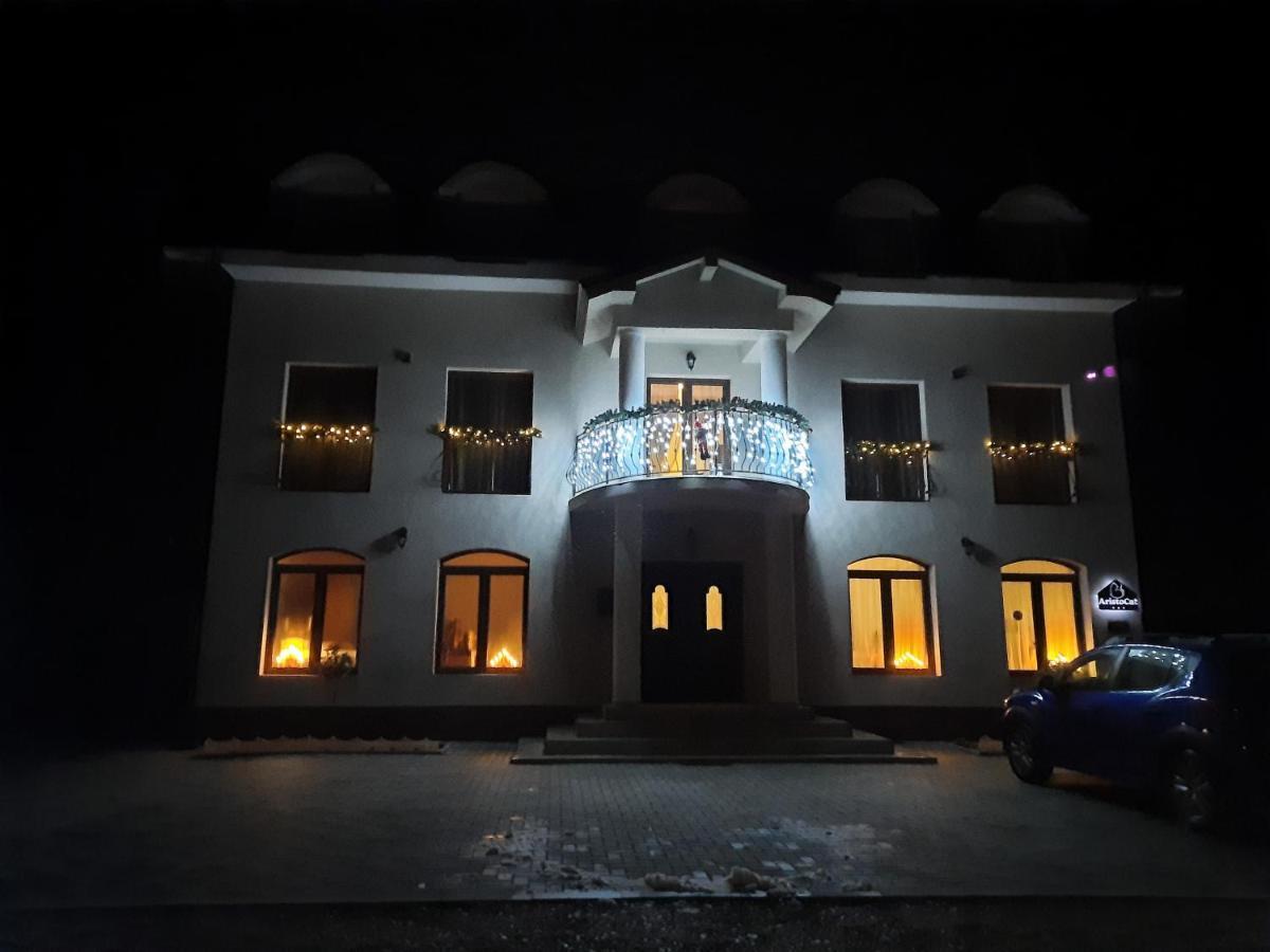 Aristocat Hotels Rasnov Екстер'єр фото