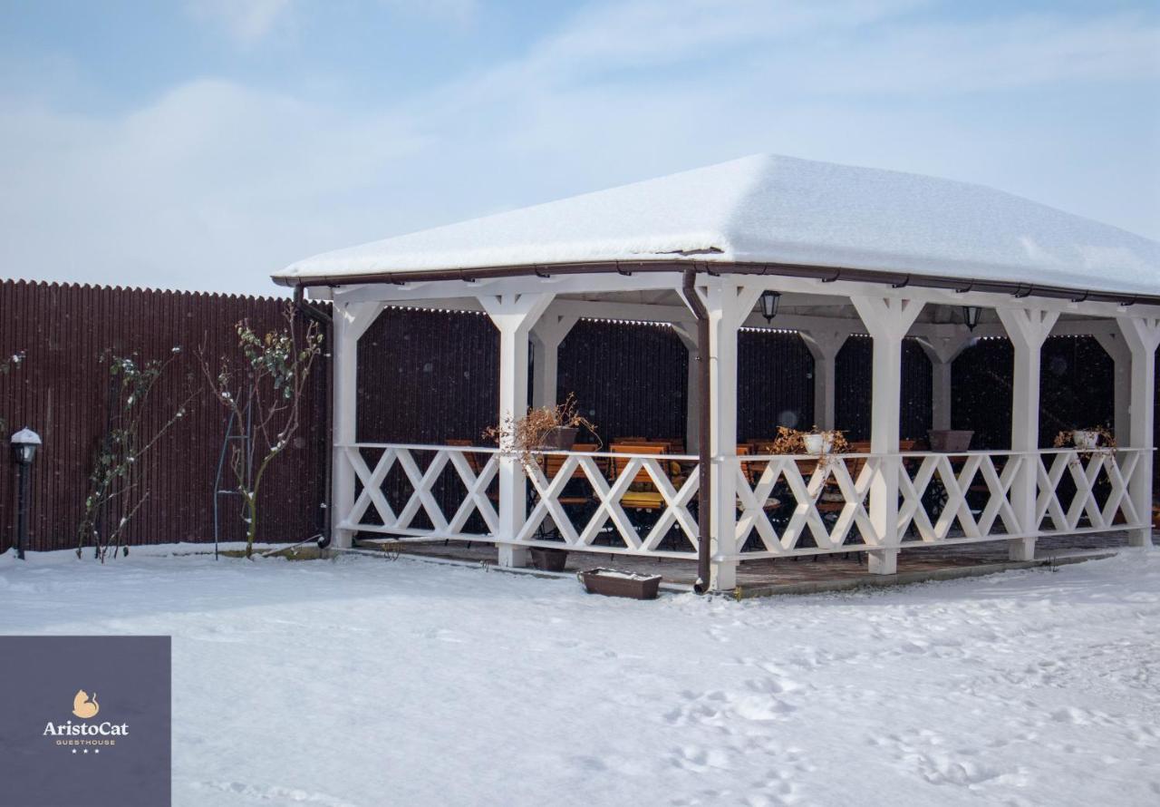 Aristocat Hotels Rasnov Екстер'єр фото